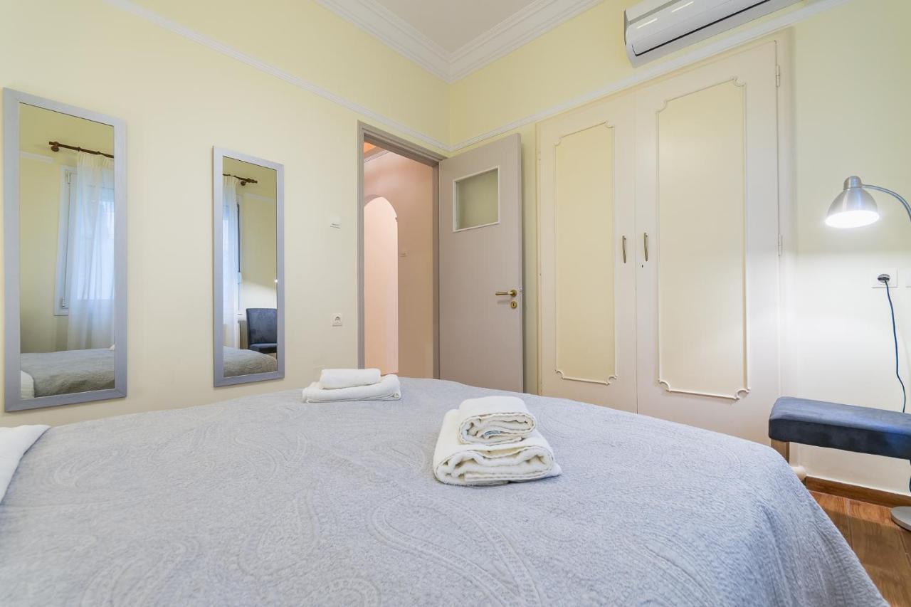 Family House Next To Acropolis Bed and Breakfast Athene Buitenkant foto
